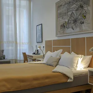 Vespahouse Guest house